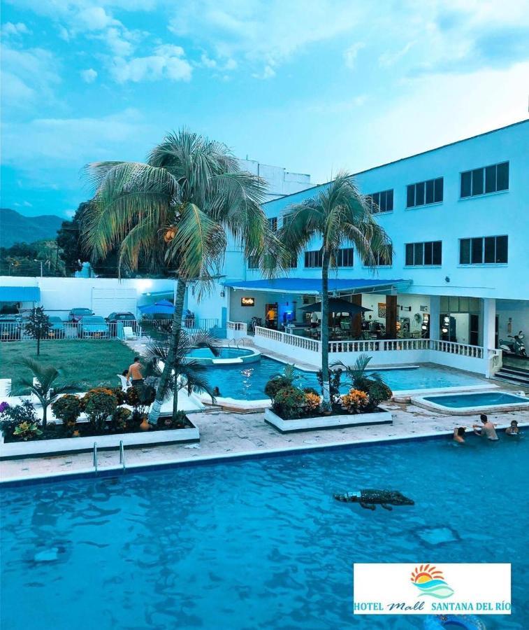 Hotel Mall Santana Del Rio La Dorada Extérieur photo
