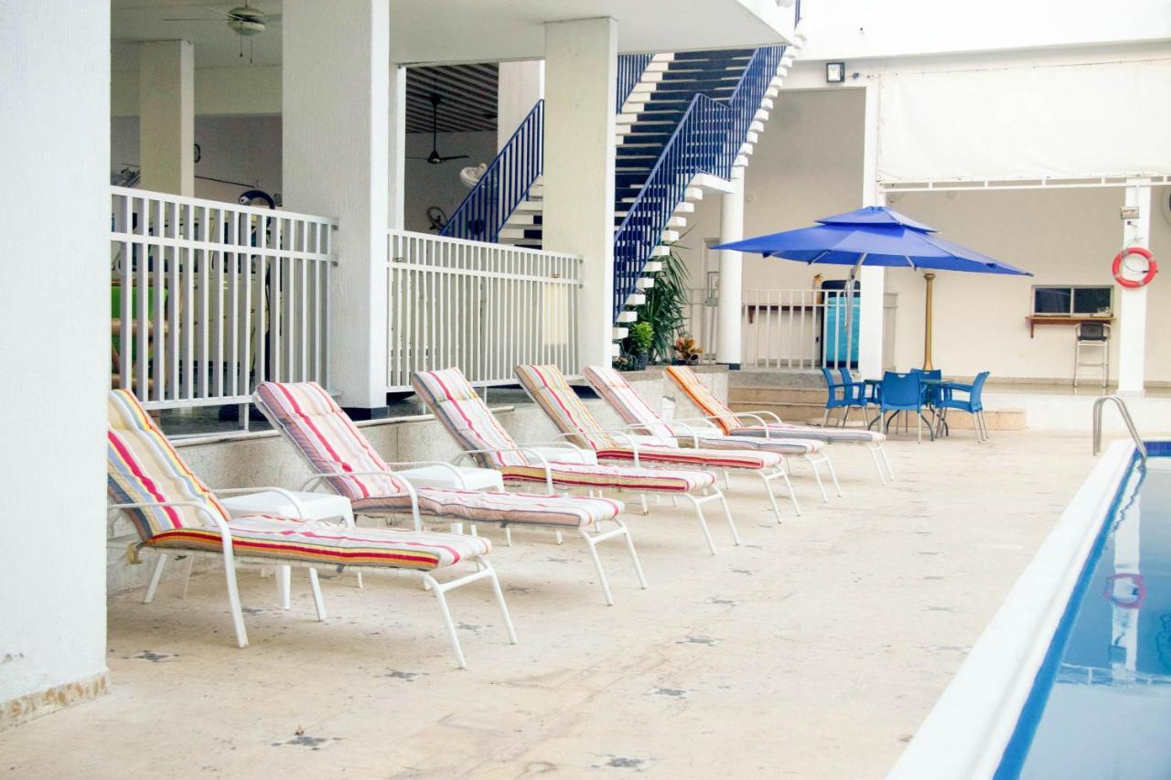 Hotel Mall Santana Del Rio La Dorada Extérieur photo